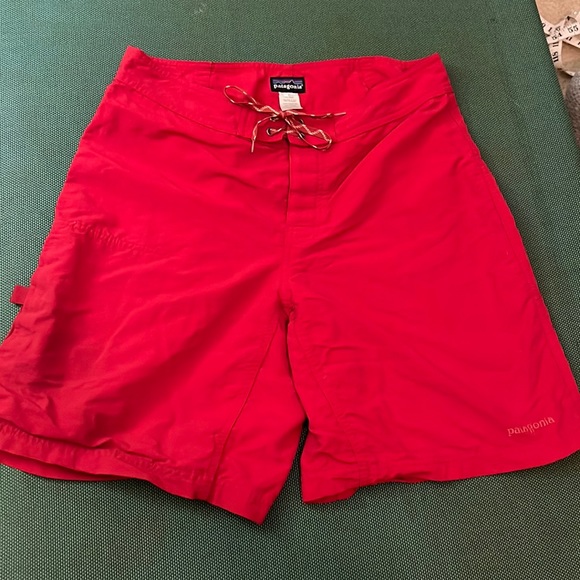 Mens Patagonia board shorts - Picture 1 of 5